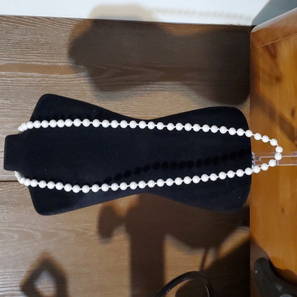 Joe Fresh Jewelry - 🎄5/$30🎄Faux Pearl Necklace